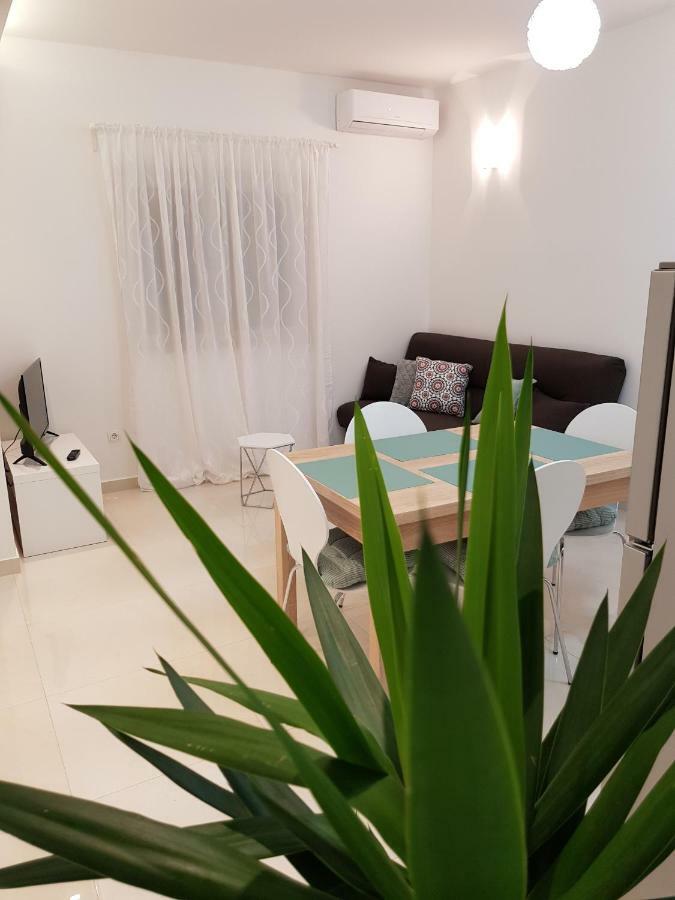 Apartman Cezar Apartment Stobrec Exterior photo